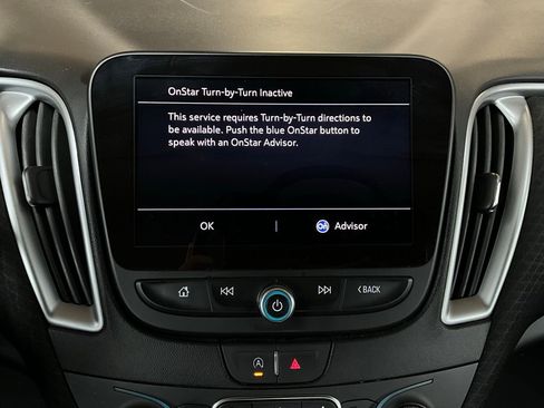 Used 2024 Chevrolet Malibu LT image 32