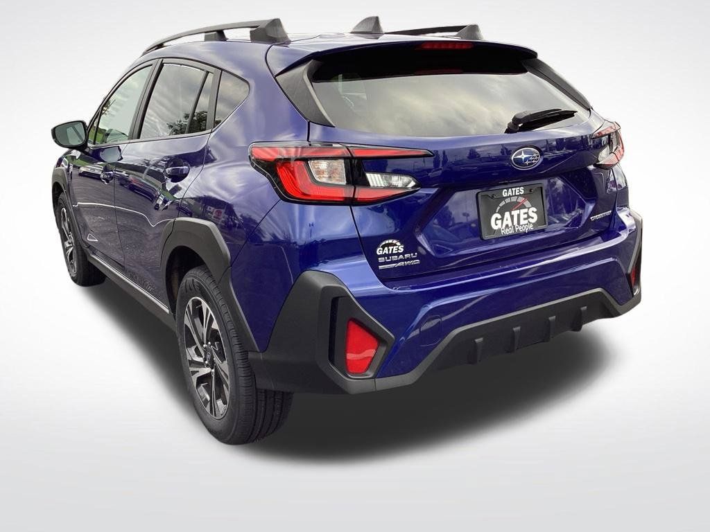 Used 2025 Subaru Crosstrek 2.5i Premium AWD/4WD image 8