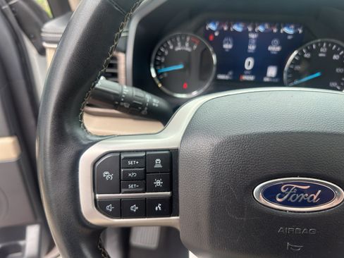 Used 2024 Ford Expedition Max Limited AWD/4WD image 29