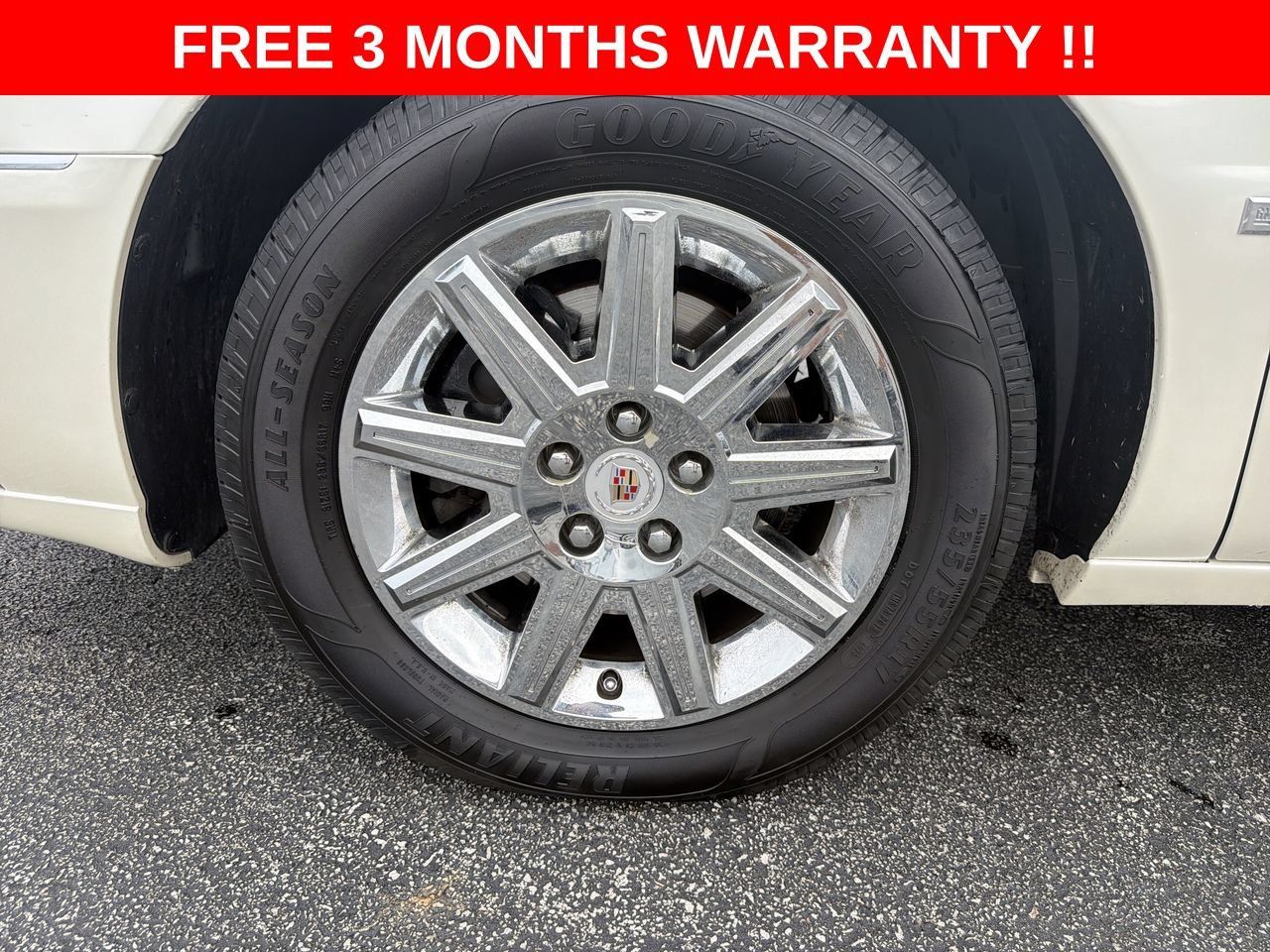 Used 2010 Cadillac DTS Premium w/ Driver Awareness Package FWD image 33