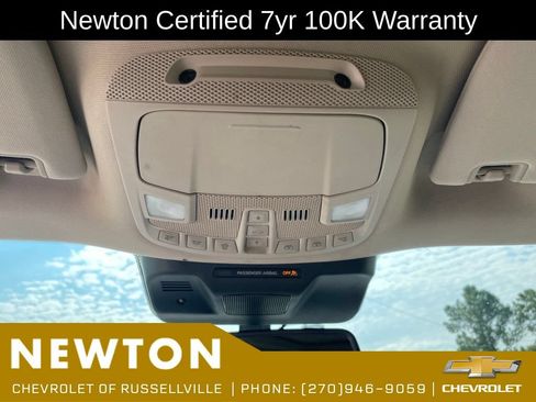 Used 2023 Ford Expedition Limited AWD/4WD image 18