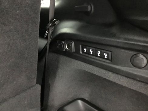 Used 2021 Jeep Grand Cherokee L Overland w/ Luxury Tech Group IV image 18