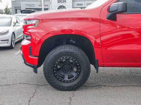 Used 2021 Chevrolet Silverado 1500 LT image 9