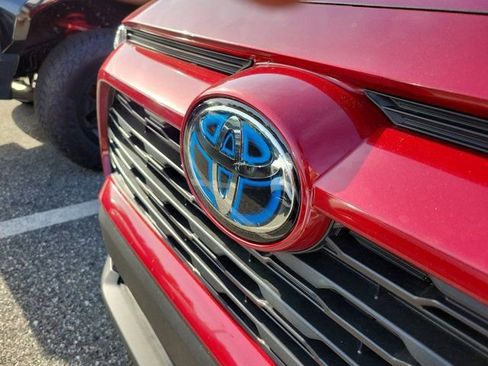 Used 2024 Toyota RAV4 XLE w/ Convenience Package image 11