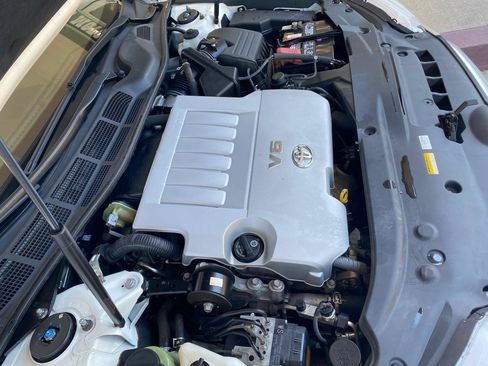 Used 2011 Toyota Avalon FWD image 36