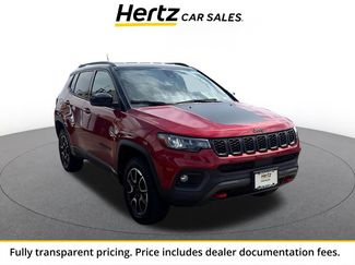 Used 2025 Jeep Compass Trailhawk AWD/4WD video 1