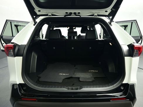 Used 2019 Toyota RAV4 XSE image 36