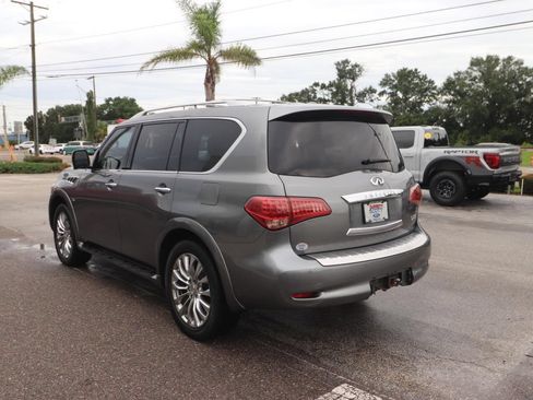 Used 2017 INFINITI QX80 4WD w/ Driver Assistance Package image 10