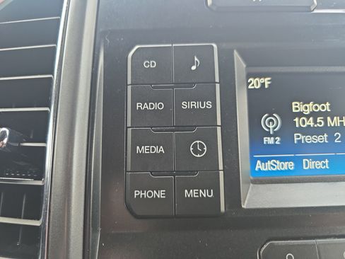 Used 2016 Ford F150 XLT image 28