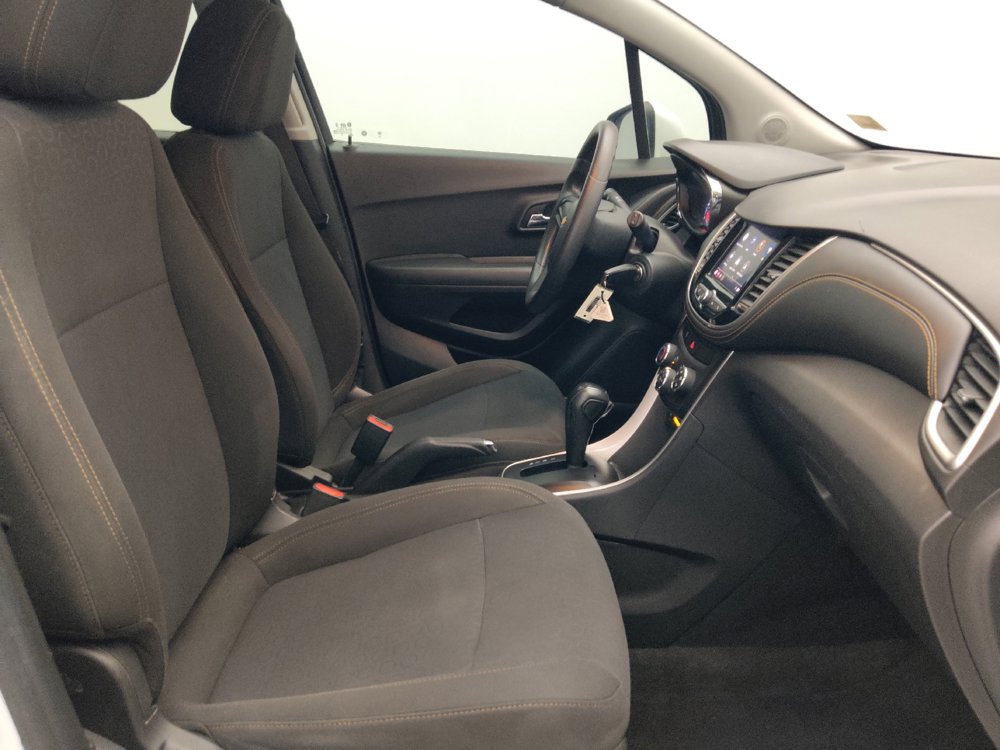 Used 2020 Chevrolet Trax LS FWD image 21