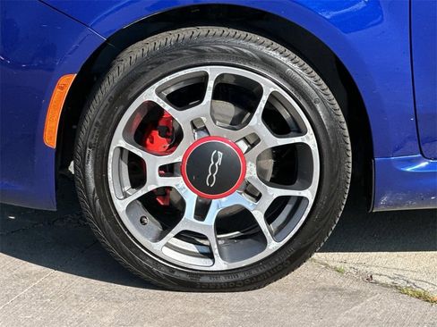 Used 2012 FIAT 500 Sport w/ Safety & Sound Pkg image 19