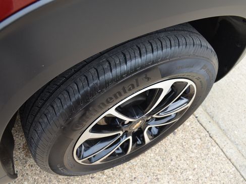 Used 2025 Chevrolet TrailBlazer LT AWD/4WD image 20
