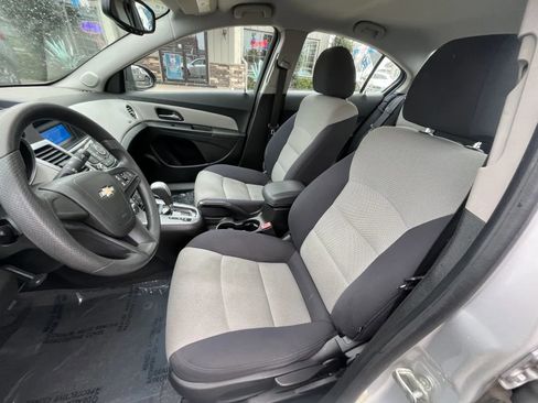 Used 2012 Chevrolet Cruze LS w/ Connectivity Package image 9
