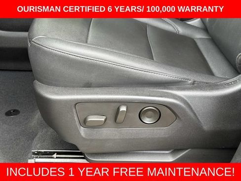 Used 2023 Chevrolet Tahoe LT w/ Luxury Package AWD/4WD image 23