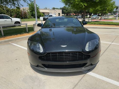 Used 2015 Aston Martin V8 Vantage GT RWD image 2