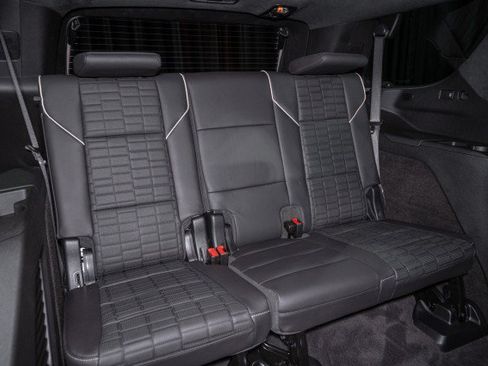 Used 2026 Cadillac Escalade V w/ LPO, Onyx Lite Package AWD/4WD image 14