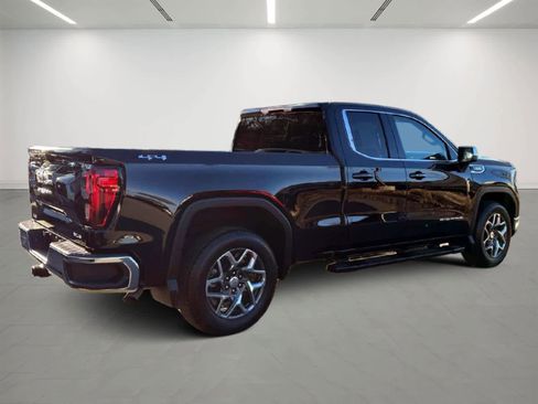 Used 2024 GMC Sierra 1500 SLE image 4