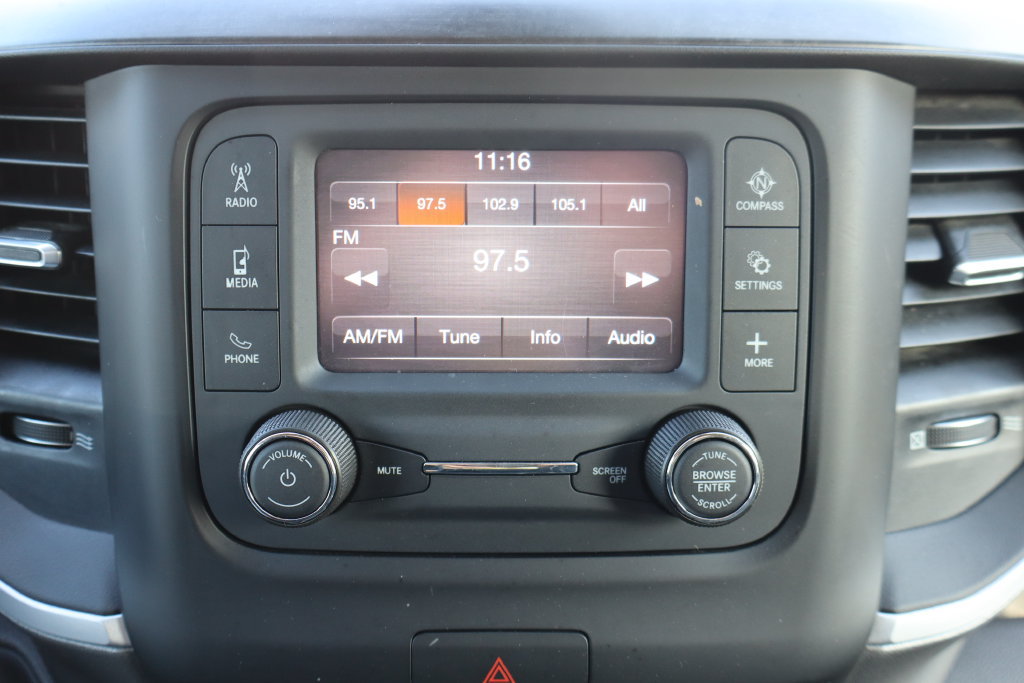 Used 2020 RAM 1500 Big Horn AWD/4WD image 9
