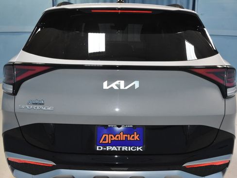 Used 2023 Kia Sportage SX image 28