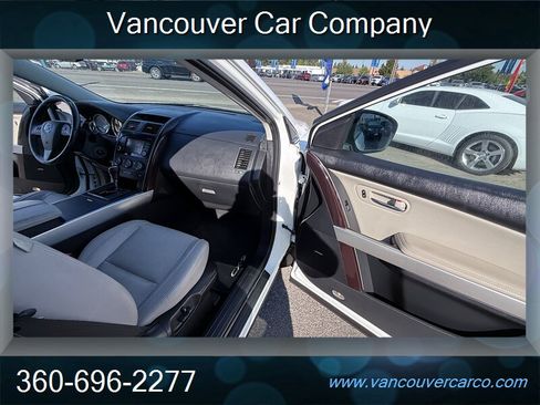 Used 2013 MAZDA CX-9 Grand Touring w/ GT Technology Pkg FWD image 18
