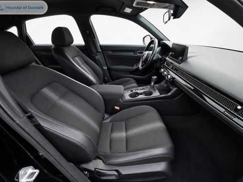 Used 2025 Honda Civic Sport image 10