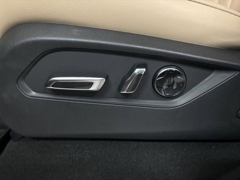 Used 2025 Acura MDX w/ Technology Package image 11