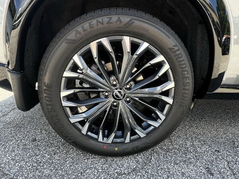 New 2026 Nissan Rogue Platinum AWD/4WD image 11