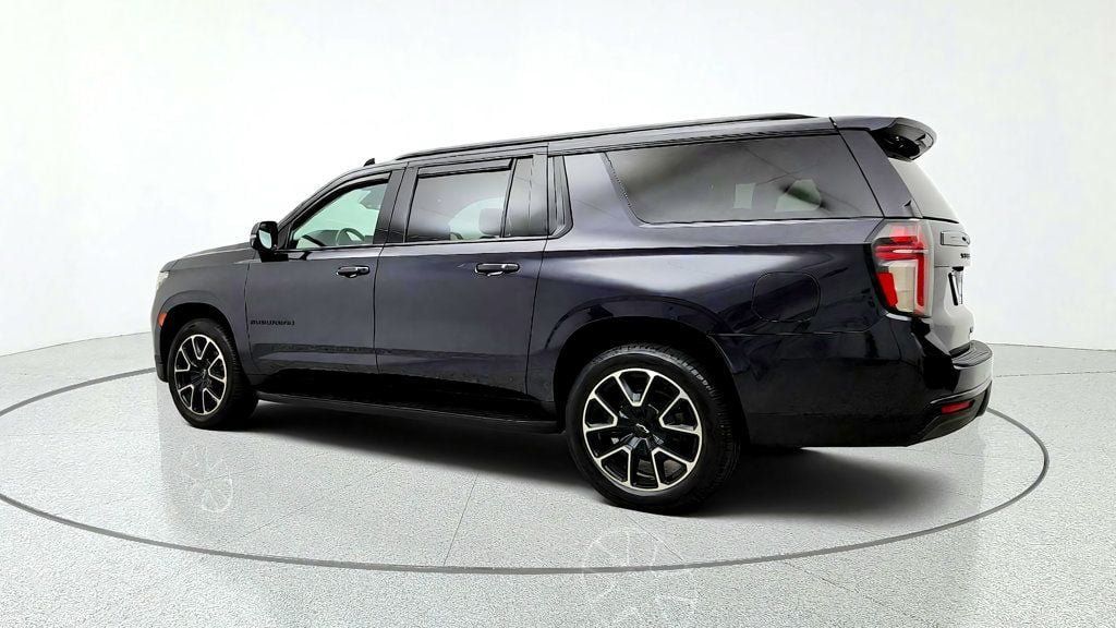Used 2023 Chevrolet Suburban RST w/ Luxury Package AWD/4WD image 7