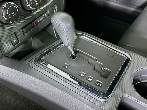 Used 2012 Dodge Challenger R/T image 23