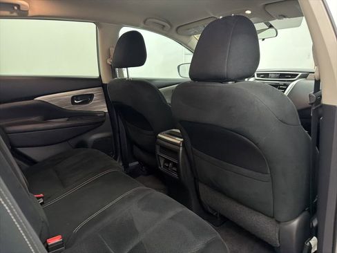 Used 2017 Nissan Murano S image 27