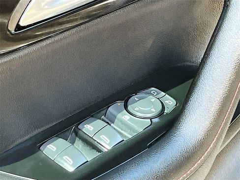 Used 2023 Chevrolet Blazer RS image 17