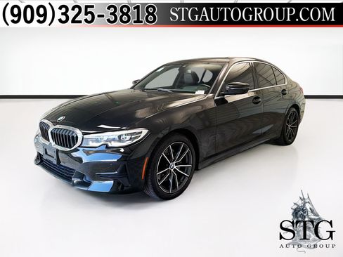 Used 2020 BMW 330i Sedan w/ Premium Package RWD image 1