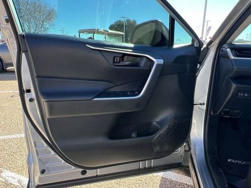 Used 2024 Toyota RAV4 LE image 28