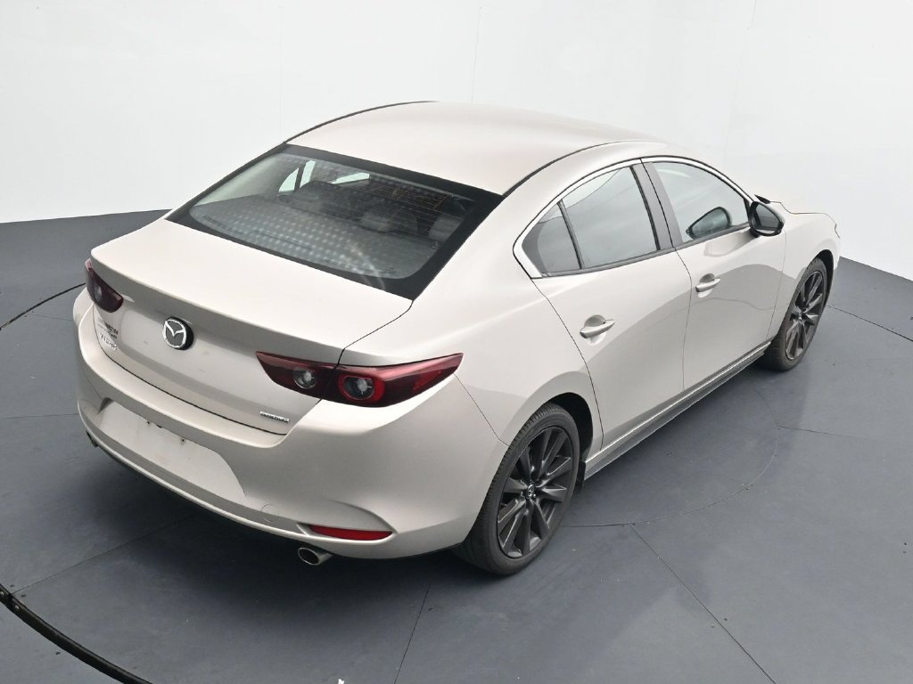Used 2024 MAZDA MAZDA3 s FWD image 15