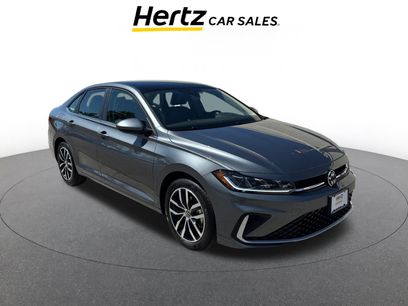 Used 2025 Volkswagen Jetta SE