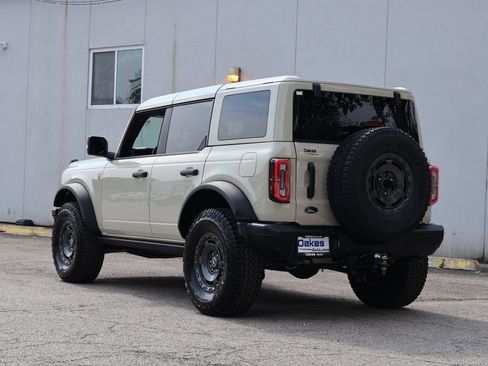 Used 2025 Ford Bronco Badlands AWD/4WD image 5