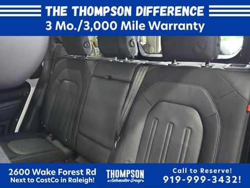 Used 2022 Land Rover Defender 110 X-Dynamic HSE AWD/4WD image 13