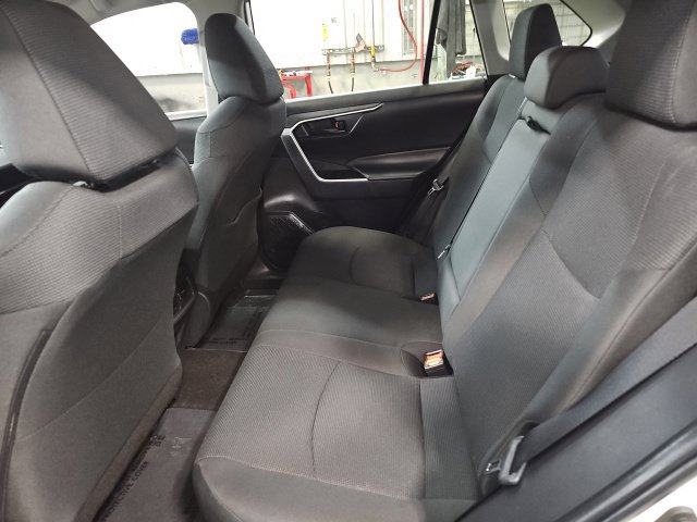 Certified 2025 Toyota RAV4 LE AWD/4WD image 30