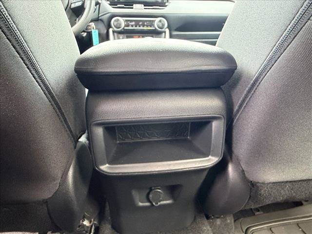 Used 2021 Toyota RAV4 LE FWD image 15