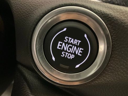 Used 2021 Buick Encore GX Select image 19