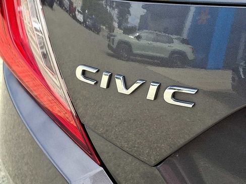 Used 2018 Honda Civic EX-T image 30