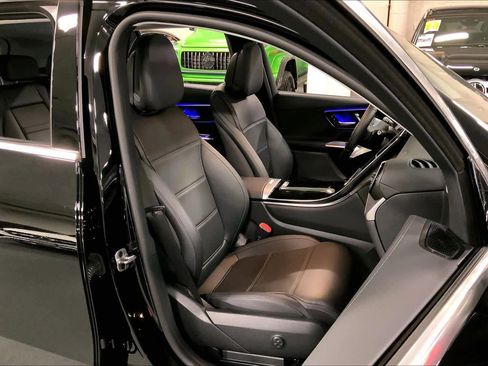 Certified 2023 Mercedes-Benz GLC 300 GLC 300 image 8