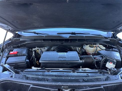 Used 2021 Chevrolet Tahoe Z71 w/ Z71 Off-Road Package image 14