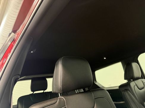 Used 2023 Jeep Grand Cherokee L Laredo AWD/4WD image 15