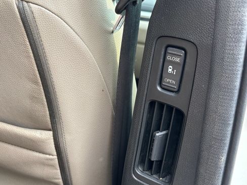 Used 2018 Honda Odyssey Elite image 20