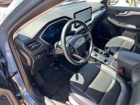 Certified 2023 Ford Escape Platinum AWD/4WD image 13