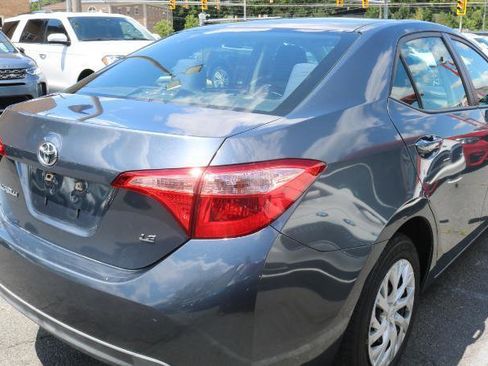 Used 2019 Toyota Corolla LE FWD image 6