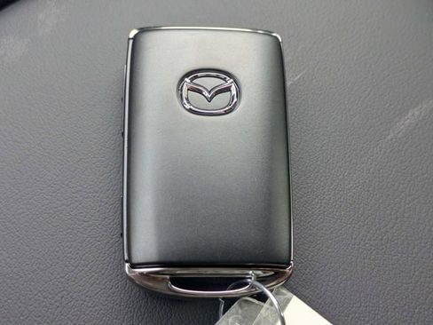 New 2026 MAZDA MAZDA3 Hatchback w/Premium Plus Pkg AWD/4WD image 26