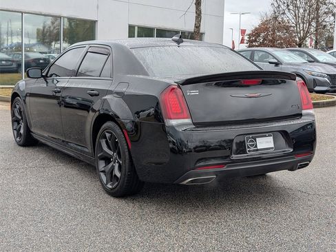 Used 2022 Chrysler 300 S w/ Comfort Group image 7