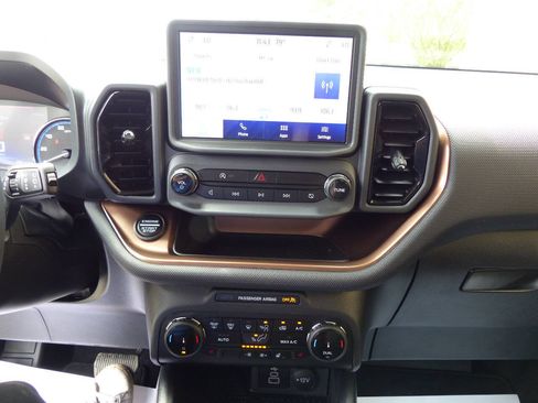 Used 2024 Ford Bronco Sport Outer Banks AWD/4WD image 34